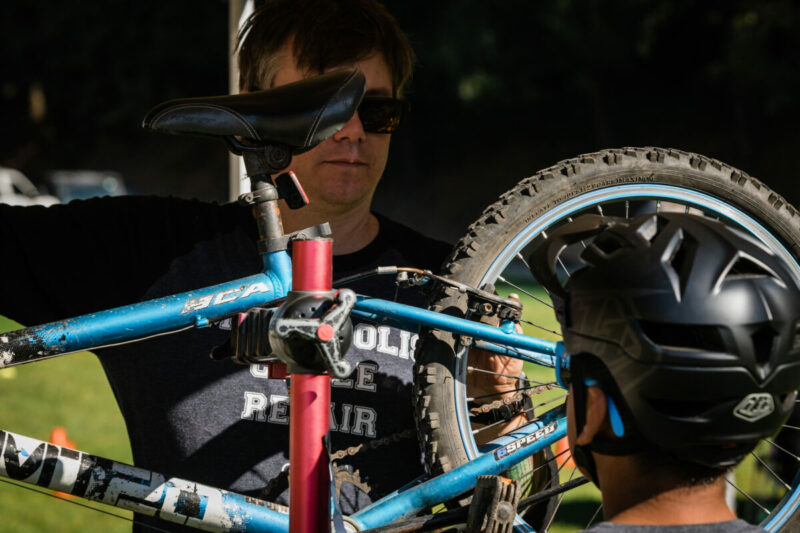 Mountain Bike Maintenance Series Metropolis Cycles 1/25 Northwest